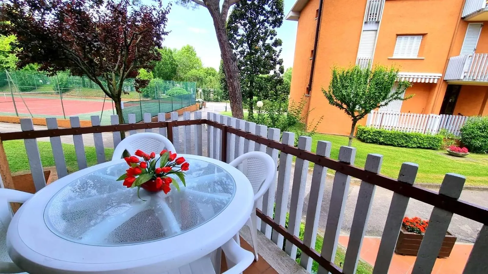 Appartamenti Mary Peschiera del Garda 0*,  Italië